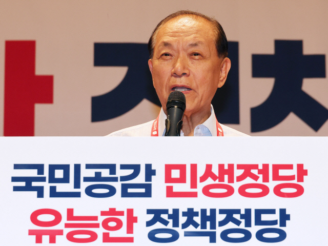 황우여 국민의힘 비상대책위원장이 지난달 30일 오후 충남 천안 재능교육연수원에서 열린 제22대 국회의원 워크숍에서 발언하고 있다. 연합뉴스